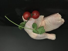 Kippenbout met vel €7,50/ kg